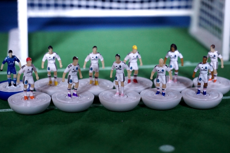 Subbuteo REAL MADRID OFFICIAL TEAM Football Soccer Game Toy Miniatures  Futebol
